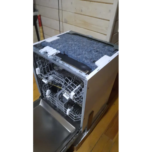 Фото посудомоечной машины Indesit DI 4C68 AE