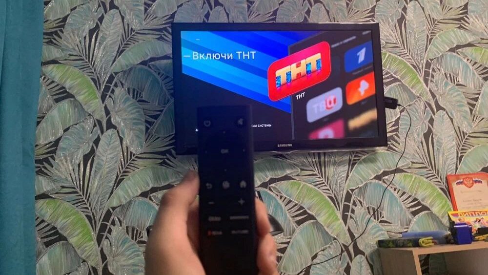 Фото ТВ-приставки Sber Box SBDV-00004