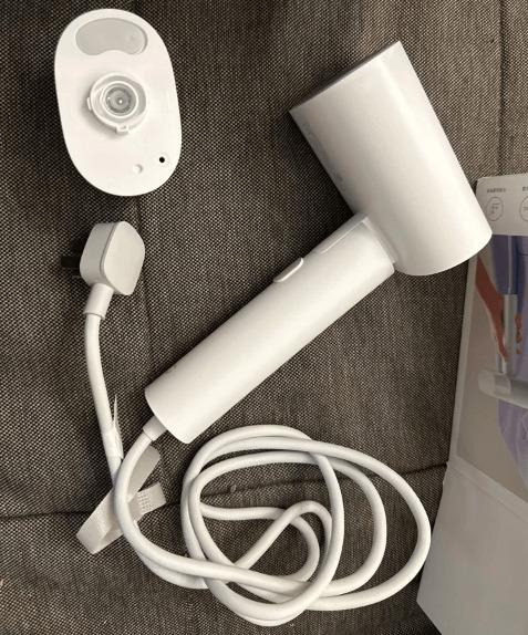 Фото отпаривателя Xiaomi Mijia Handheld Garment Streamer 2