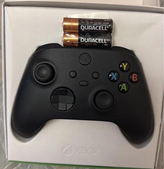Фото геймпада Microsoft Xbox Wireless Controller