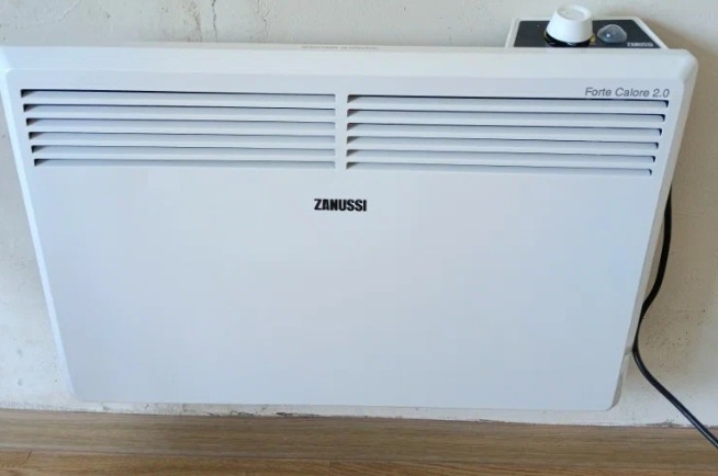 Фото обогревателя Zanussi ZCH/S -1000 MR