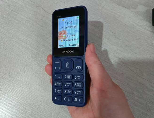 Фото кнопочного телефона Maxvi P99