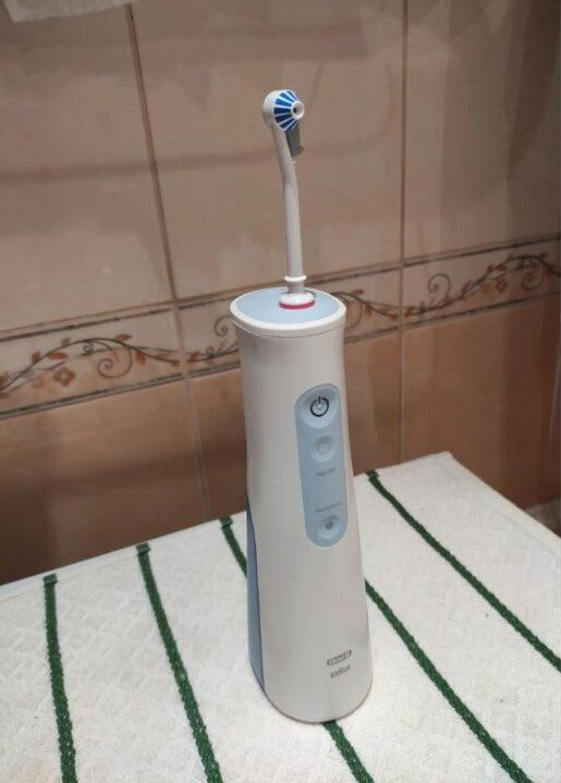 Фото ирригатора Oral-B Aquacare 4 Pro-Expert